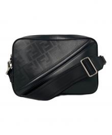 FENDI（フェンディ）の古着「DIAGONAL CAMERA CASE」｜ブラック