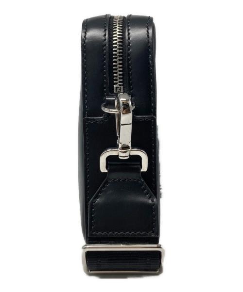 FENDI（フェンディ）FENDI (フェンディ) DIAGONAL CAMERA CASE ブラックの古着・服飾アイテム