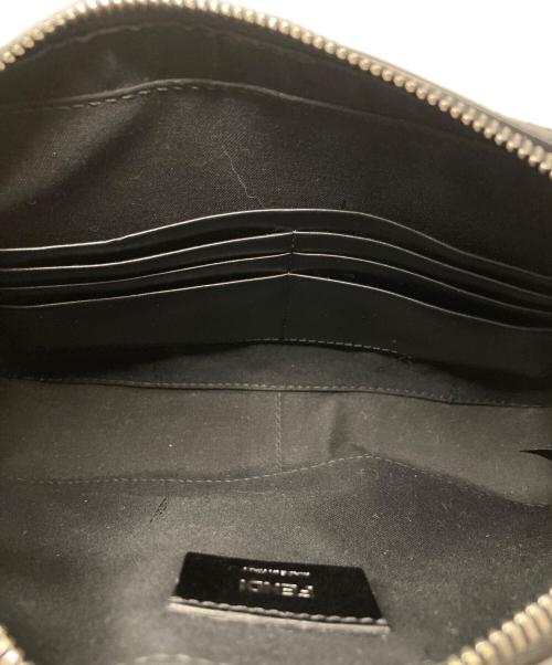 FENDI（フェンディ）FENDI (フェンディ) DIAGONAL CAMERA CASE ブラックの古着・服飾アイテム