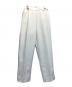 yori（ヨリ）の古着「センタープレステーパードパンツ」｜ホワイト