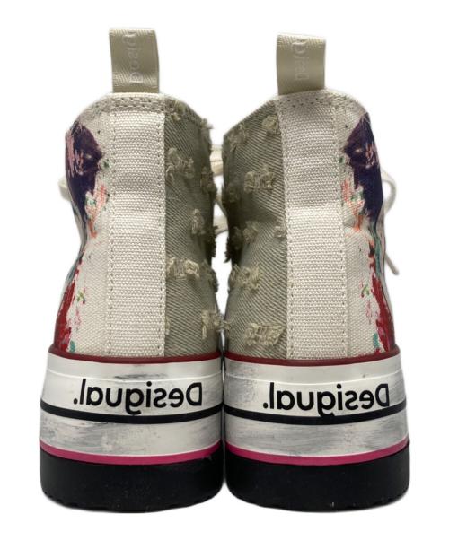 Desigual（デシグアル）Desigual (デシグアル) Disney (ディズニー) ハイカットスニーカー ホワイト サイズ:6の古着・服飾アイテム