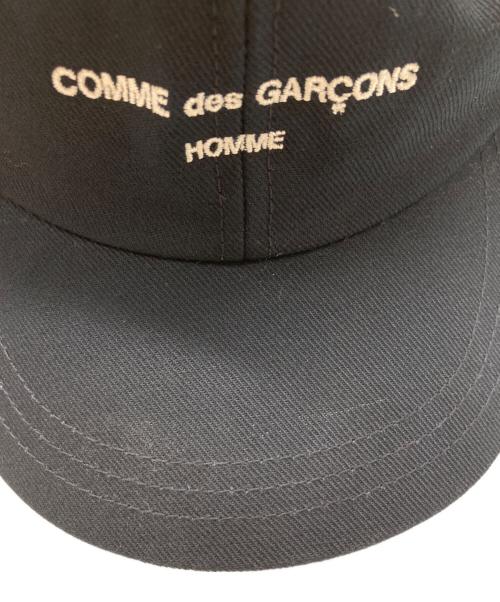 COMME des GARCONS HOMME（コムデギャルソン オム）COMME des GARCONS HOMME (コムデギャルソン オム) 24AWロゴキャップ ネイビーの古着・服飾アイテム