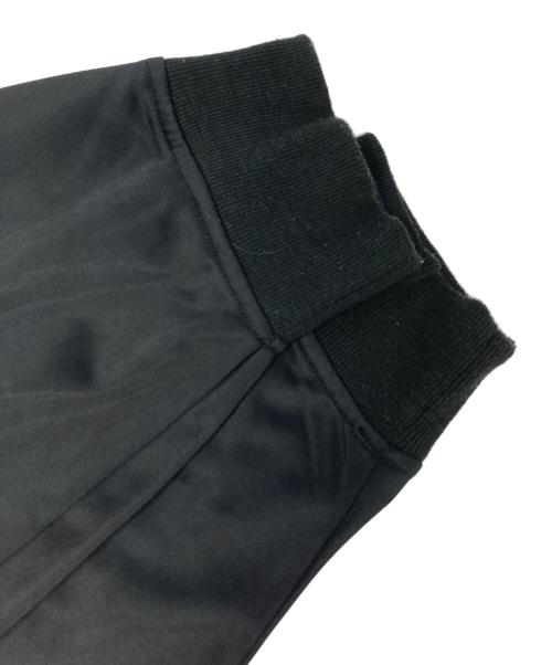 pellepelle（ペレペレ）pellepelle (ペレペレ) 刺繍デザイントラックジャケット ブラック サイズ:5XLの古着・服飾アイテム