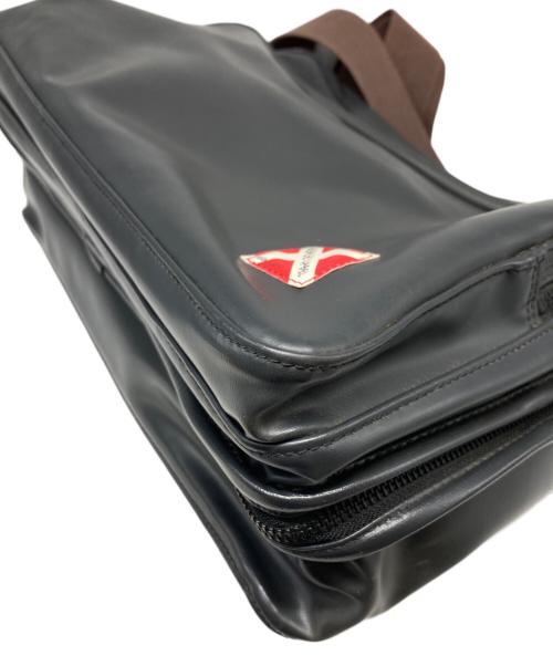 LUGGAGE LABEL（ラゲッジ レーベル）LUGGAGE LABEL (ラゲッジ レーベル) ライナーショルダーバッグ グレーの古着・服飾アイテム