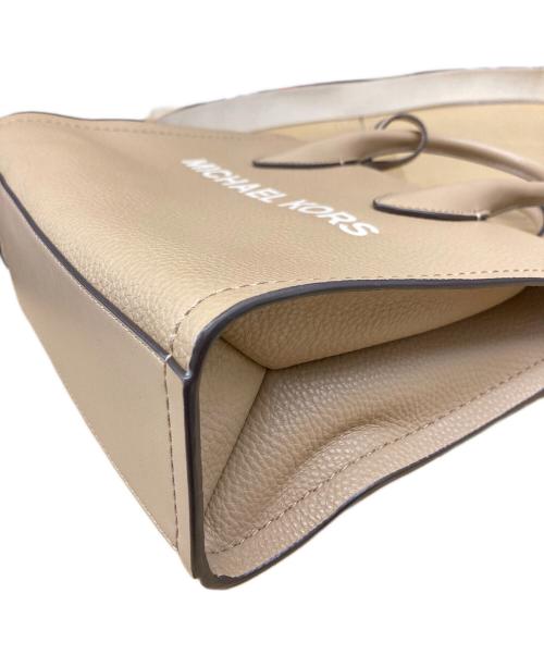 MICHAEL KORS（マイケル・コース）MICHAEL KORS (マイケルコース) クロスボディー バッグ ブラウンの古着・服飾アイテム