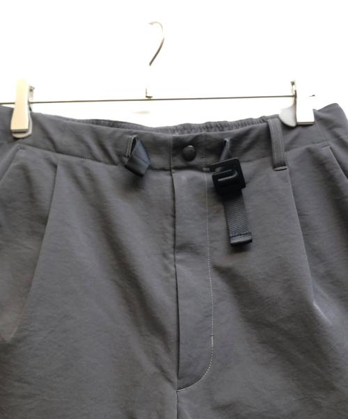 GOLDWIN（ゴールドウイン）GOLDWIN (ゴールドウイン) One Tuck Tapered Stretch Pant グレー サイズ:2の古着・服飾アイテム
