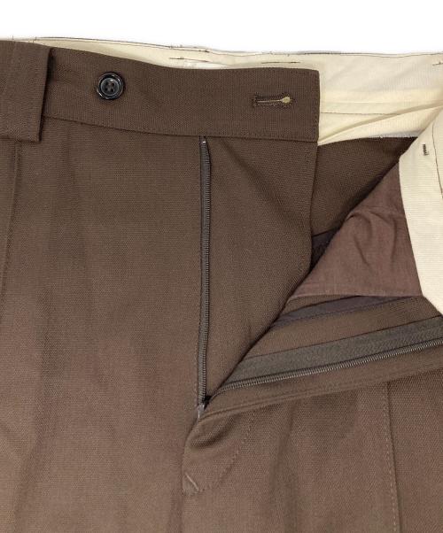 G.V.G.V（ジーヴィージーヴィー）G.V.G.V (ジーヴィージーヴィー) SEAMED FLARED PANTS ブラウン サイズ:34の古着・服飾アイテム
