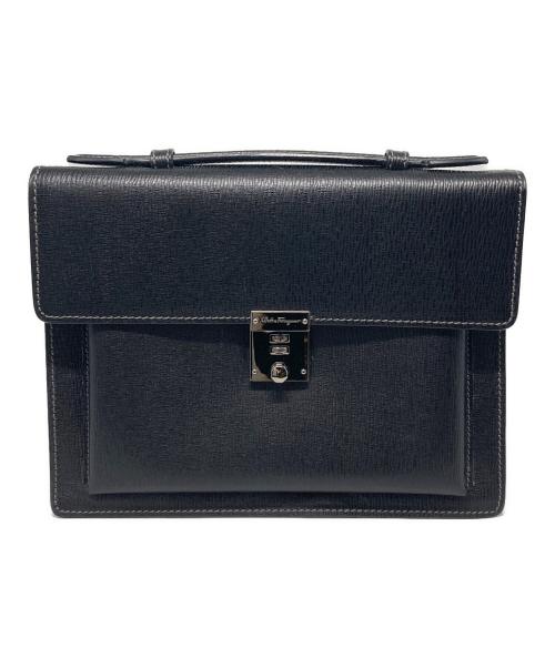 Salvatore Ferragamo（サルヴァトーレ フェラガモ）Salvatore Ferragamo (サルヴァトーレ フェラガモ) レザークラッチバッグ ブラックの古着・服飾アイテム