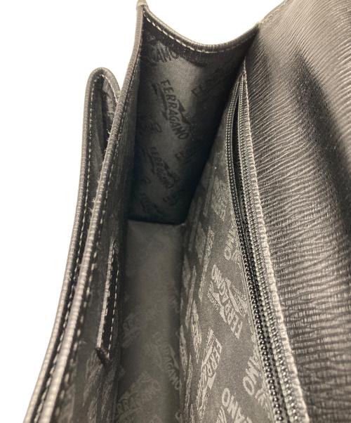 Salvatore Ferragamo（サルヴァトーレ フェラガモ）Salvatore Ferragamo (サルヴァトーレ フェラガモ) レザークラッチバッグ ブラックの古着・服飾アイテム
