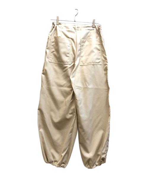 IENA（イエナ）IENA (イエナ) ブライトパラシュートパンツ ベージュ サイズ:36 未使用品の古着・服飾アイテム