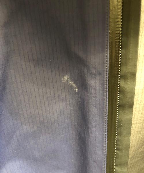 ARC'TERYX（アークテリクス）ARC'TERYX (アークテリクス) BEAMS (ビームス) 40th別注 Theta AR Jacket ネイビー サイズ:Sの古着・服飾アイテム