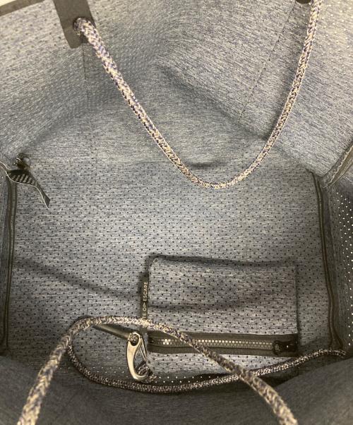 STAGE OF ESCAPE（ステードオブエスケープ）STAGE OF ESCAPE (ステードオブエスケープ) PETITE GUISE HAND HELD 05 グレーの古着・服飾アイテム