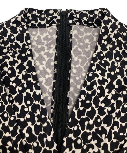 kay me（ケイミー）kay me (ケイミー) 総柄ワンピース ブラック サイズ:9の古着・服飾アイテム