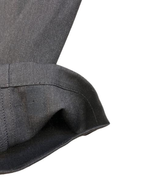 giab's ARCHIVIO（ジャブス アルキヴィオ）giab's ARCHIVIO (ジャブス アルキヴィオ) ウールストレッチ 1プリーツパンツ グレー サイズ:46の古着・服飾アイテム