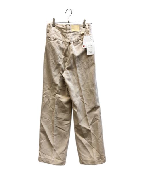 FARAH（ファーラー）FARAH (ファーラー) スリータックワイドパンツ ベージュ サイズ:W27 未使用品の古着・服飾アイテム