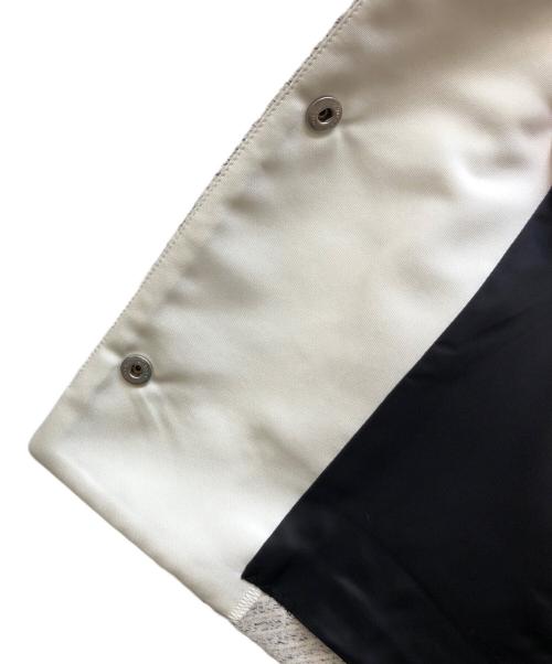 ADORE（アドーア）ADORE (アドーア) ウールフォギーツイルジャケット アイボリー サイズ:38 未使用品の古着・服飾アイテム