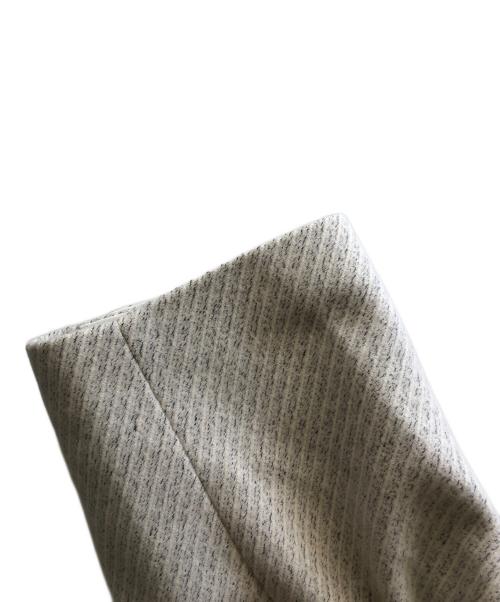 ADORE（アドーア）ADORE (アドーア) ウールフォギーツイルジャケット アイボリー サイズ:38 未使用品の古着・服飾アイテム