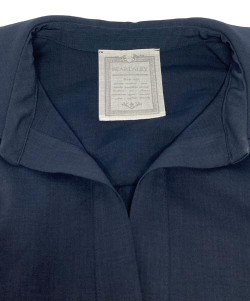 BEARDSLEY（ビアズリー）BEARDSLEY (ビアズリー) バックオープンシャツワンピース/BEZ1051409A0005 ネイビー サイズ:Fの古着・服飾アイテム