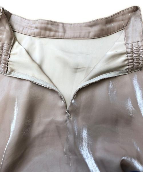 anuans（アニュアンス）anuans (アニュアンス) シャイニーシアーサテンフレアスカート ピンク サイズ:Mの古着・服飾アイテム