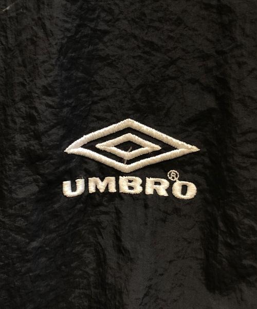 UMBRO（アンブロ）UMBRO (アンブロ) BELPER (ベルパー) M TO R (ムウトアール) ナイロントラックジャケット ブラック サイズ:Lの古着・服飾アイテム