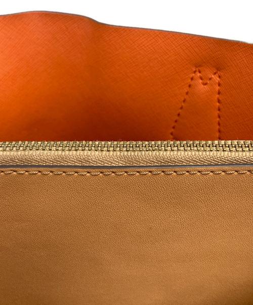 TORY BURCH（トリーバーチ）TORY BURCH (トリーバーチ) ペリー トリプルコンパートメント ブラウンの古着・服飾アイテム