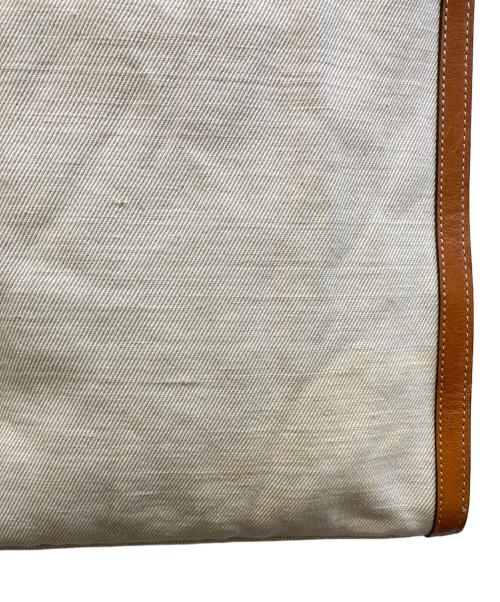 ORSETTO（オルセット）ORSETTO (オルセット) イアクッチバック ベージュの古着・服飾アイテム