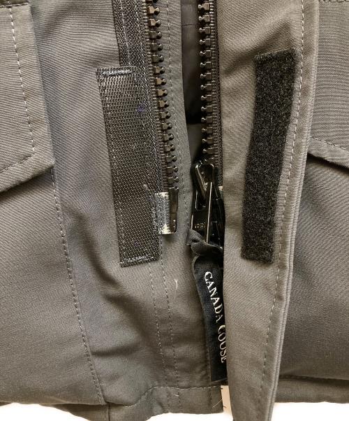 CANADA GOOSE（カナダグース）CANADA GOOSE (カナダグース) カムループス ダウン ジャケット グレー サイズ:XSの古着・服飾アイテム