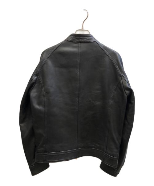 EMMETI（エンメティ）EMMETI (エンメティ) MASSIMO (マッシモ) 別注 ゴールドパーツシングルライダースジャケット ブラック サイズ:42の古着・服飾アイテム