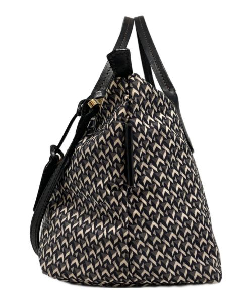 ROBERTA PIERI（ロベルタピエリ）ROBERTA PIERI (ロベルタピエリ) ショルダーバッグ ブラックの古着・服飾アイテム