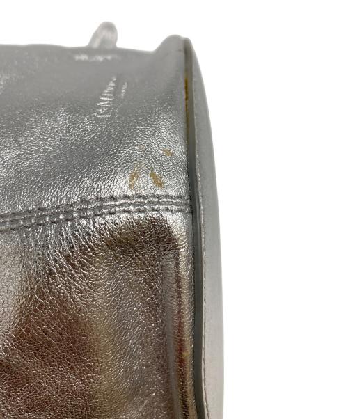 J&M DAVIDSON（ジェイ＆エム デヴィッドソン）J&M DAVIDSON (ジェイ＆エム デヴィッドソン) NUBE BUCKET MINI シルバーの古着・服飾アイテム