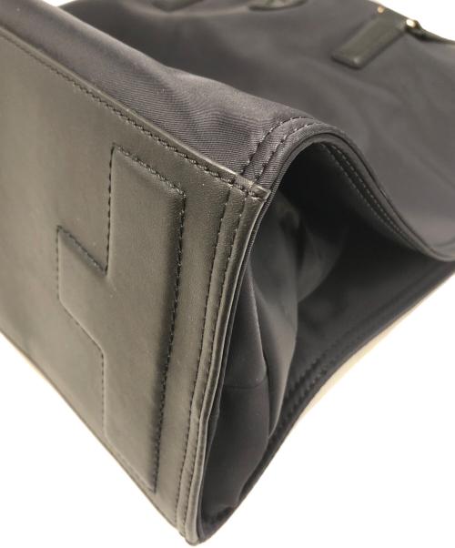 TORY BURCH（トリーバーチ）TORY BURCH (トリーバーチ) エラ ナイロン スモールトート ブラックの古着・服飾アイテム