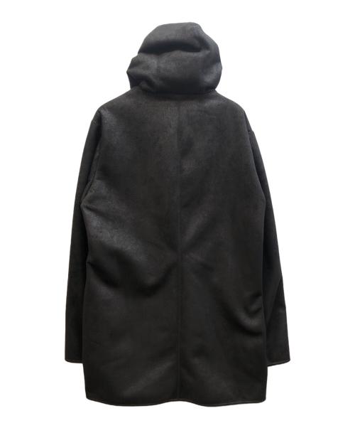 ARMANI COLLEZIONI（アルマーニ コレツィオーニ）ARMANI COLLEZIONI (アルマーニ コレツィオーニ) フェイクムートンコート ブラック サイズ:EU48/USA38の古着・服飾アイテム