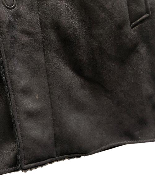 ARMANI COLLEZIONI（アルマーニ コレツィオーニ）ARMANI COLLEZIONI (アルマーニ コレツィオーニ) フェイクムートンコート ブラック サイズ:EU48/USA38の古着・服飾アイテム