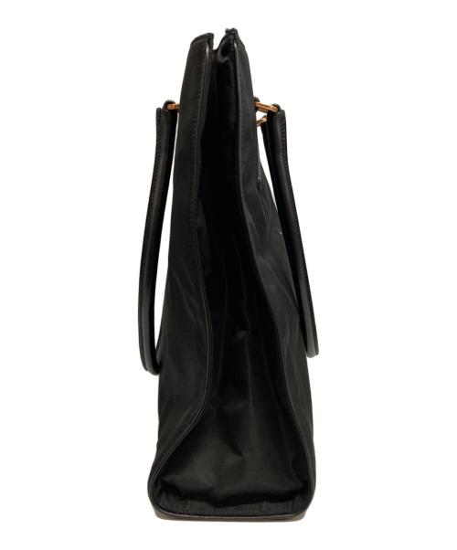 PRADA（プラダ）PRADA (プラダ) ナイロントートバッグ ブラックの古着・服飾アイテム