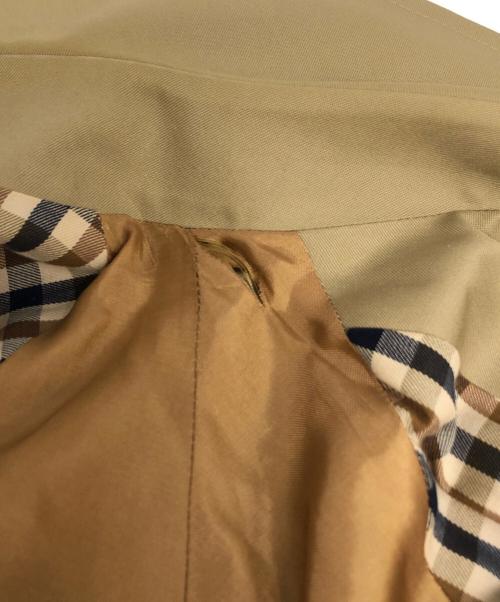 Aquascutum（アクアスキュータム）Aquascutum (アクアスキュータム) トレンチコート ベージュ サイズ:-の古着・服飾アイテム