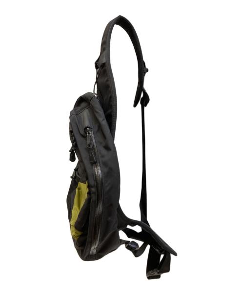 ARC'TERYX（アークテリクス）ARC'TERYX (アークテリクス) クイバークロスボディーバッグ ブラック×グリーンの古着・服飾アイテム