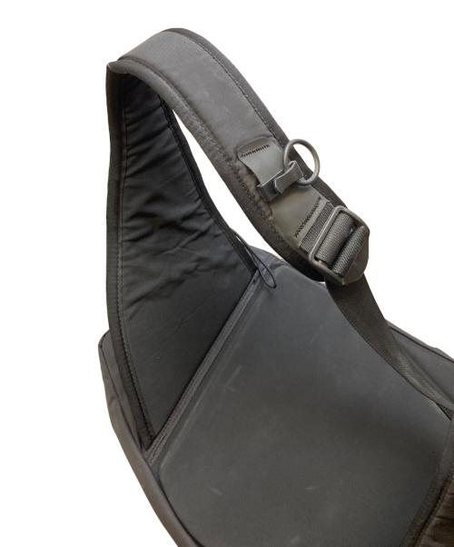 ARC'TERYX（アークテリクス）ARC'TERYX (アークテリクス) クイバークロスボディーバッグ ブラック×グリーンの古着・服飾アイテム