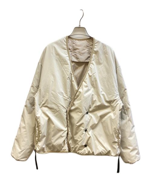 meanswhile（ミーンズワイル）meanswhile (ミーンズワイル) PADDING DOUBLE-BREASTED CARDIGAN アイボリー サイズ:2の古着・服飾アイテム