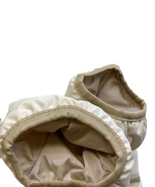 meanswhile（ミーンズワイル）meanswhile (ミーンズワイル) PADDING DOUBLE-BREASTED CARDIGAN アイボリー サイズ:2の古着・服飾アイテム