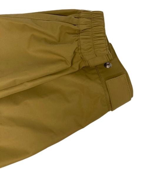 SOFTHYPHEN（ソフトハイフン）SOFTHYPHEN (ソフトハイフン) BIG POCKET NYLON SHELL PARKA ベージュ サイズ:3の古着・服飾アイテム