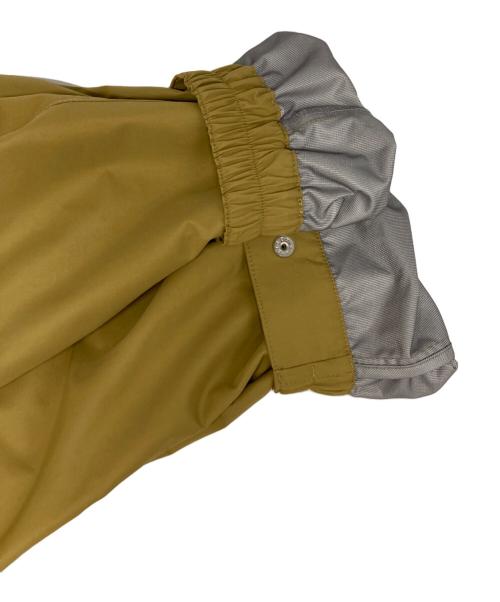 SOFTHYPHEN（ソフトハイフン）SOFTHYPHEN (ソフトハイフン) BIG POCKET NYLON SHELL PARKA ベージュ サイズ:3の古着・服飾アイテム