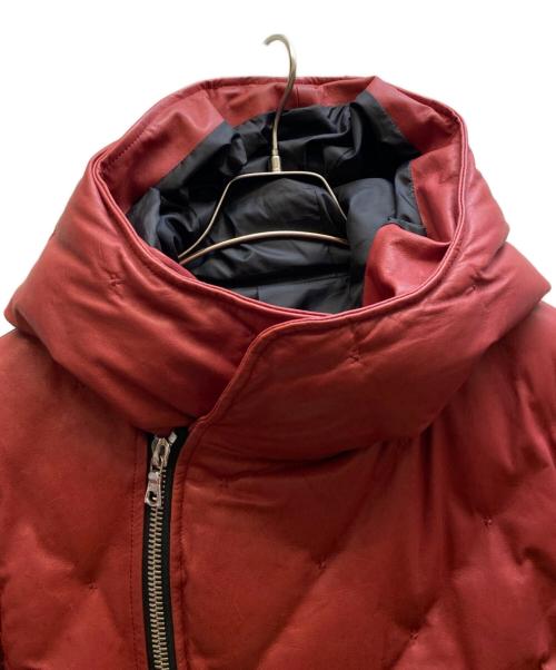 ISAMU KATAYAMA BACKLASH（イサムカタヤマ・バックラッシュ）ISAMU KATAYAMA BACKLASH (イサムカタヤマ・バックラッシュ) カンガルーレザーダウンジャケット レッド サイズ:1の古着・服飾アイテム