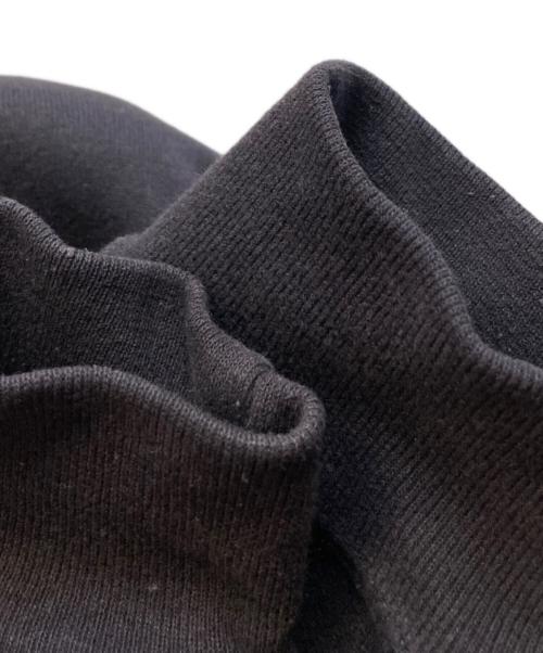 CarHartt（カーハート）CarHartt (カーハート) ロゴ刺繍 クルーネックスウェット ブラック サイズ:LARGEの古着・服飾アイテム