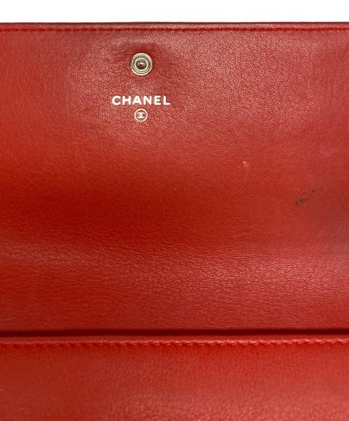 CHANEL（シャネル）CHANEL (シャネル) ココマークスタッズウォレット レッドの古着・服飾アイテム