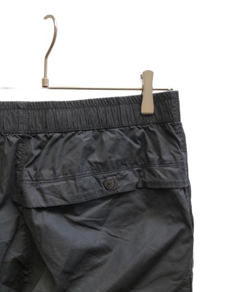 STONE ISLAND（ストーンアイランド）STONE ISLAND (ストーンアイランド) STRETCH COTTON TELA PARACADUTE GARMENT DYED イージーパンツ ブラック サイズ:W 31の古着・服飾アイテム