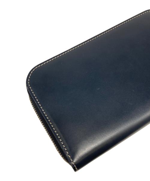 A.P.C.（アーペーセー）A.P.C. (アーペーセー) ラウンドジップ長財布 ブラックの古着・服飾アイテム