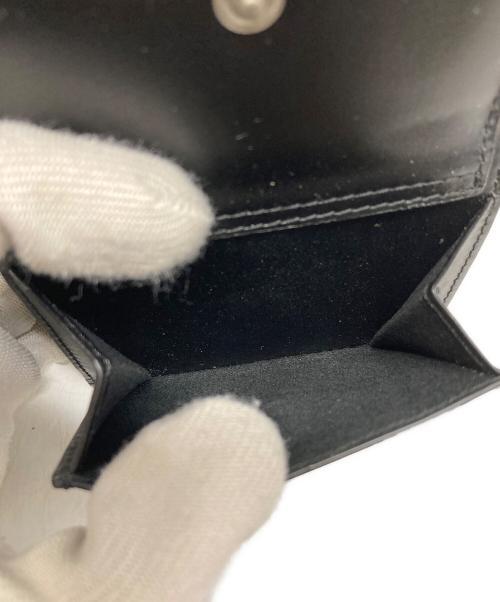 A.P.C.（アーペーセー）A.P.C. (アーペーセー) Lois スモールコンパクトウォレット ブラックの古着・服飾アイテム