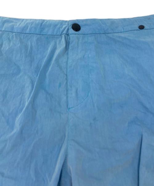 C.P COMPANY（シーピーカンパニー）C.P COMPANY (シーピーカンパニー) レンズワッペンクロムナイロンポケットハーフパンツ / 08CMBW221A ブルー サイズ:48の古着・服飾アイテム