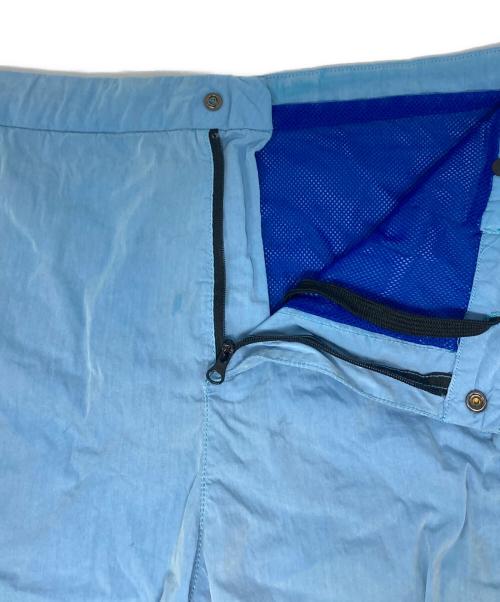C.P COMPANY（シーピーカンパニー）C.P COMPANY (シーピーカンパニー) レンズワッペンクロムナイロンポケットハーフパンツ / 08CMBW221A ブルー サイズ:48の古着・服飾アイテム