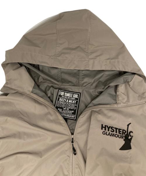 Hysteric Glamour（ヒステリックグラマー）Hysteric Glamour (ヒステリックグラマー) GUITAR GIRL パッカブルフーデッドブルゾン グレー サイズ:Lの古着・服飾アイテム